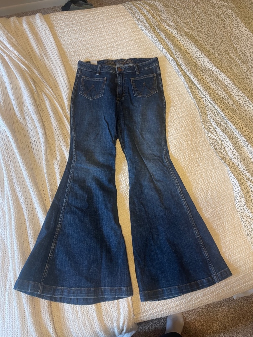 Wrangler retro Dark Blue Women's Flared Jeans bell bottoms western boho 29x32
